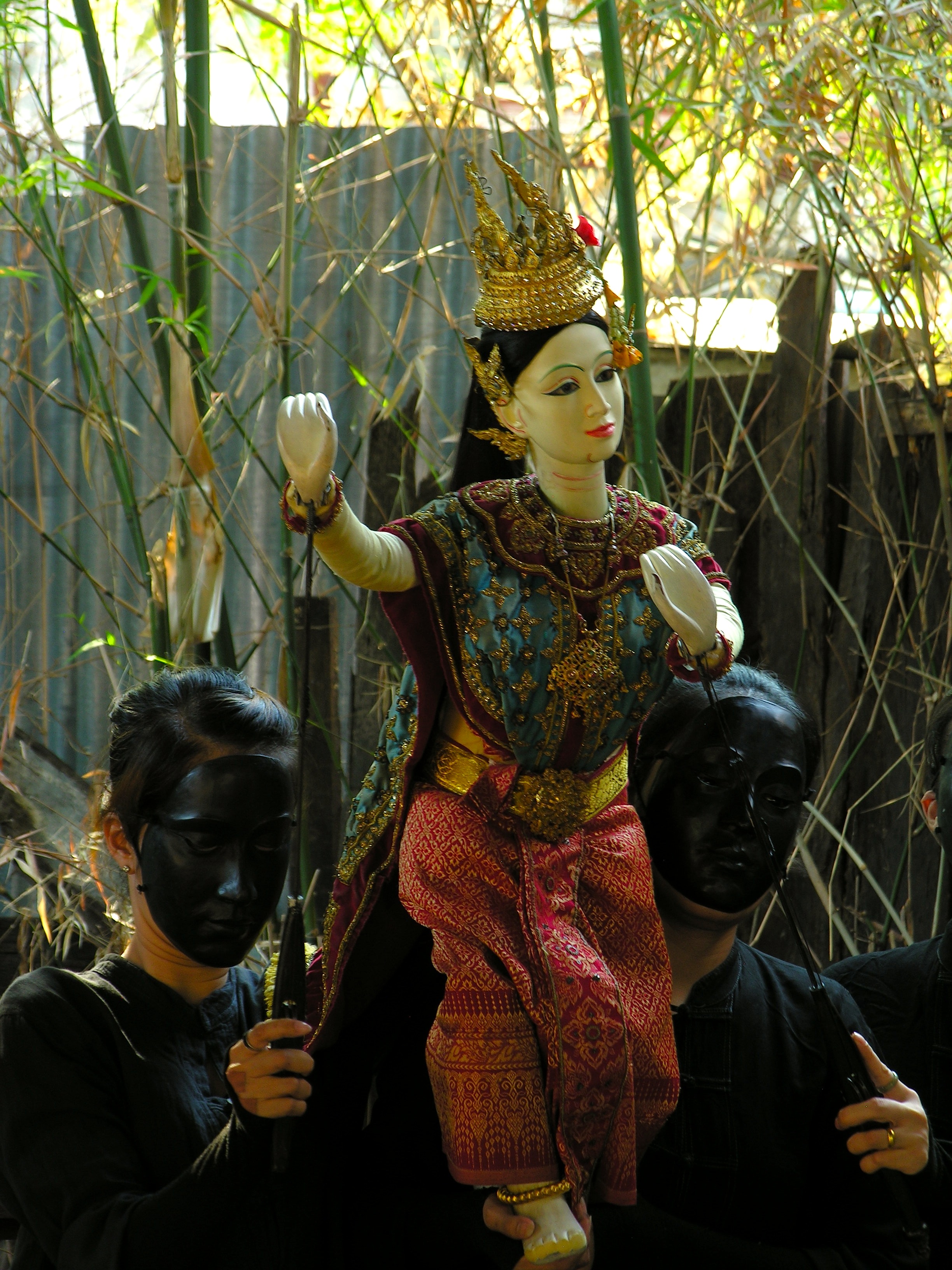 Thonburi Food & Art Walk